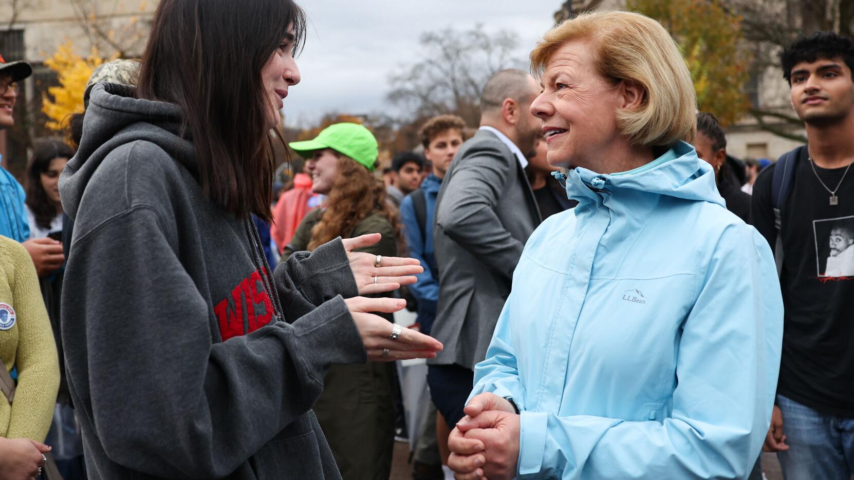 Tammy Baldwin wins 3rd term in U.S. Senate